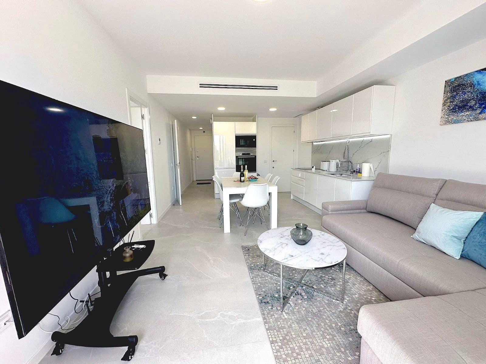 2 soveværelse Lejlighed til leje i Finestrat med swimmingpool garage - € 1.750 (Ref: 9061077)