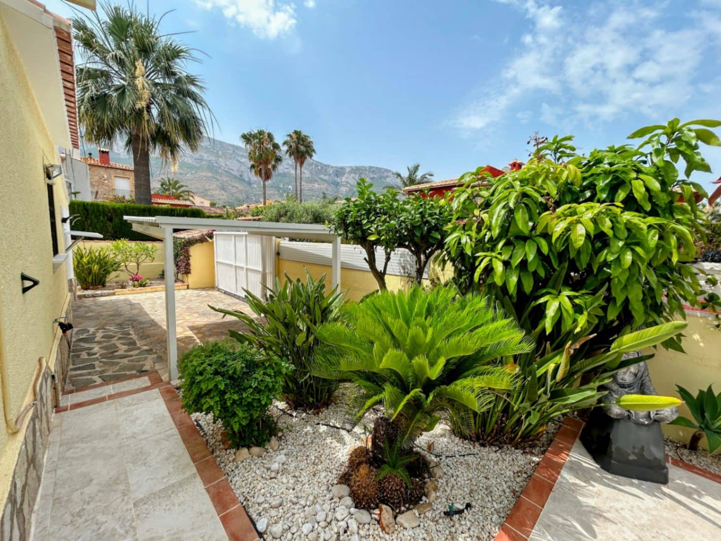 3 slaapkamer Villa te koop in Denia met zwembad garage - € 595.000 (Ref: 9069186)