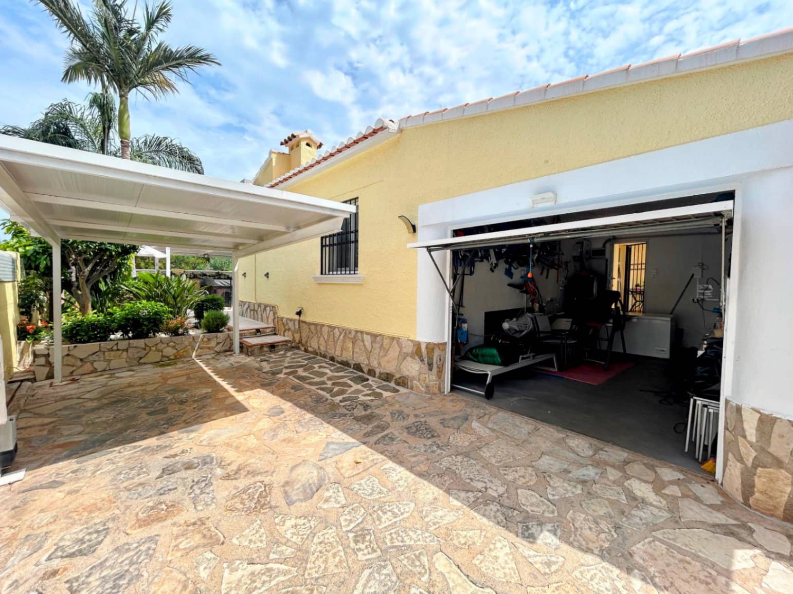 3 slaapkamer Villa te koop in Denia met zwembad garage - € 595.000 (Ref: 9069186)