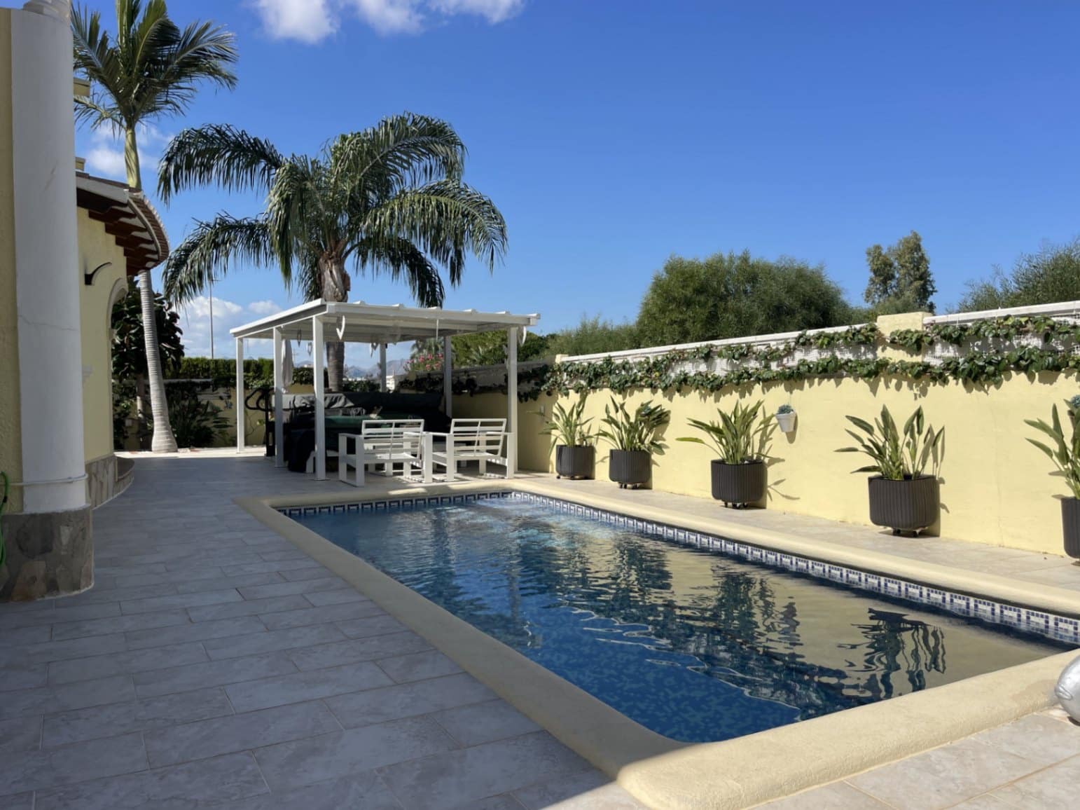 3 slaapkamer Villa te koop in Denia met zwembad garage - € 595.000 (Ref: 9069186)