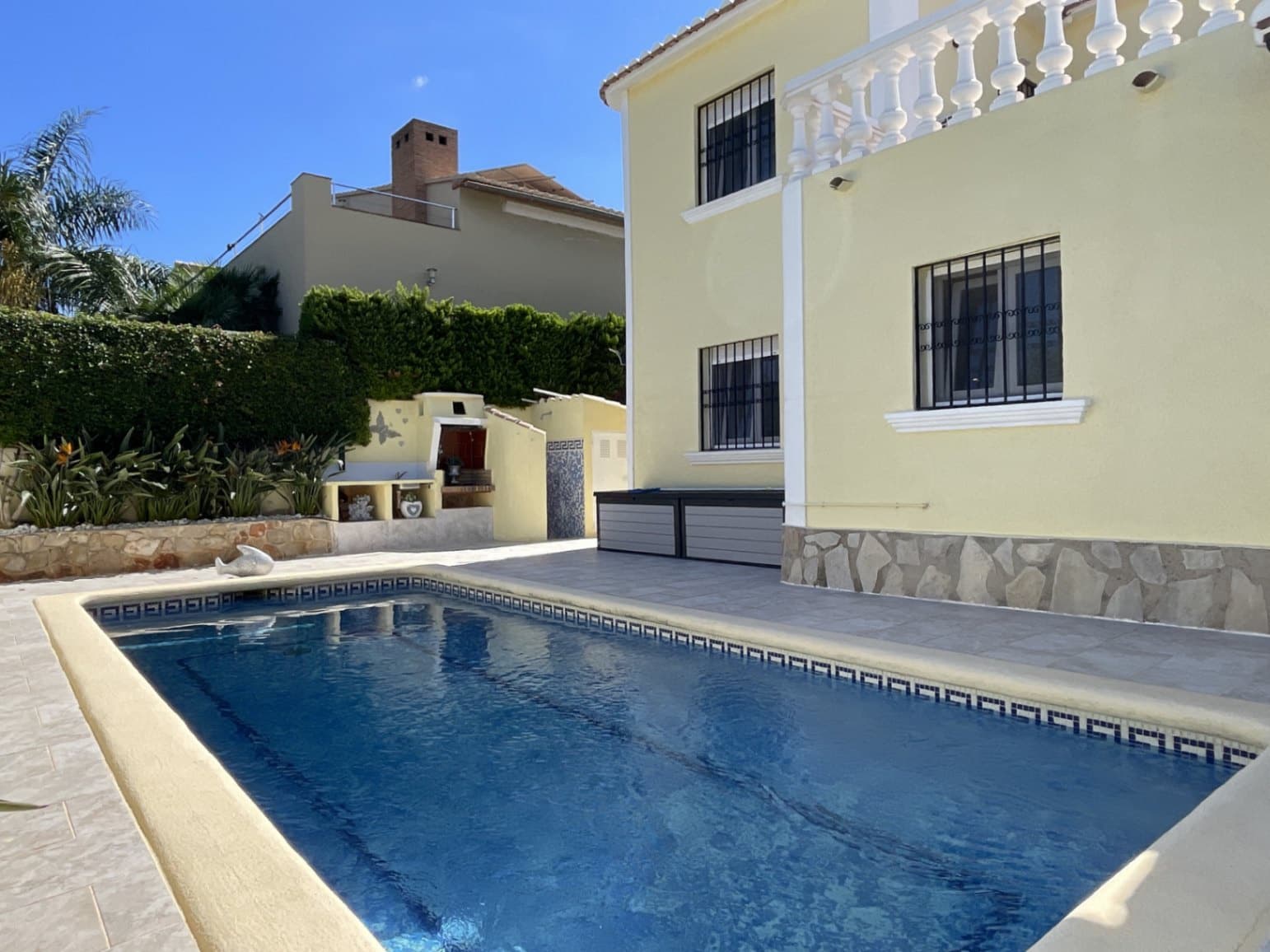 3 slaapkamer Villa te koop in Denia met zwembad garage - € 595.000 (Ref: 9069186)