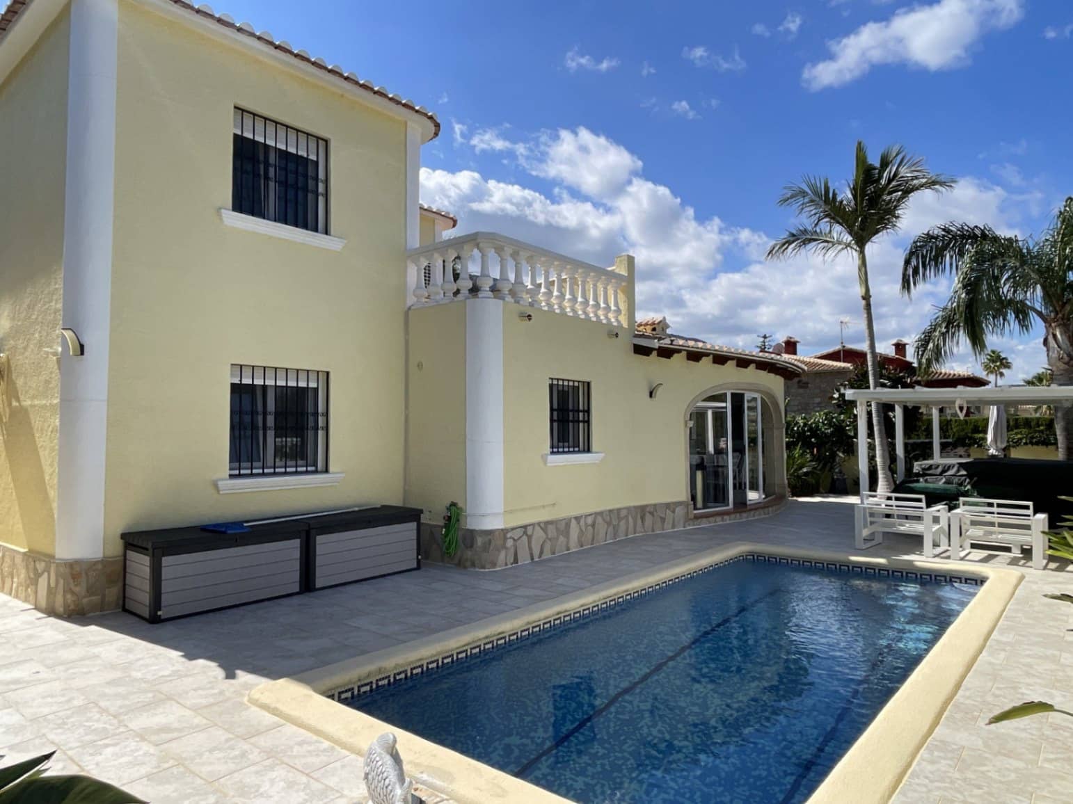 3 slaapkamer Villa te koop in Denia met zwembad garage - € 595.000 (Ref: 9069186)