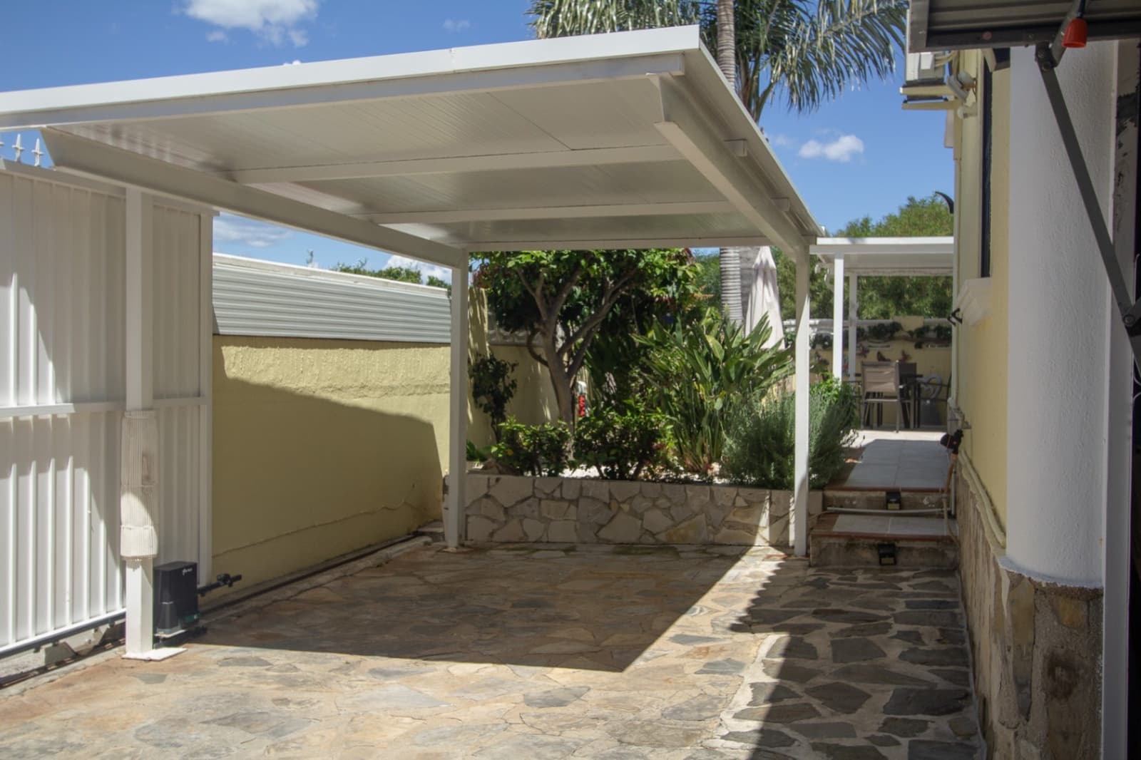 3 bedroom Villa for sale in Denia with pool garage - € 595,000 (Ref: 9069186)
