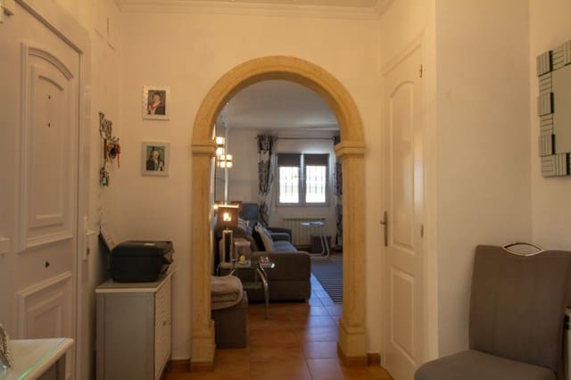 Chalet de 3 habitaciones en Dénia en venta con piscina garaje - 595.000 € (Ref: 9069186)