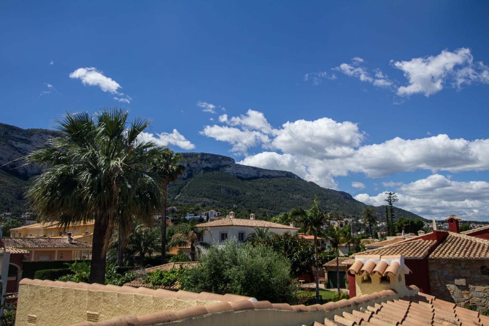 3 bedroom Villa for sale in Denia with pool garage - € 595,000 (Ref: 9069186)