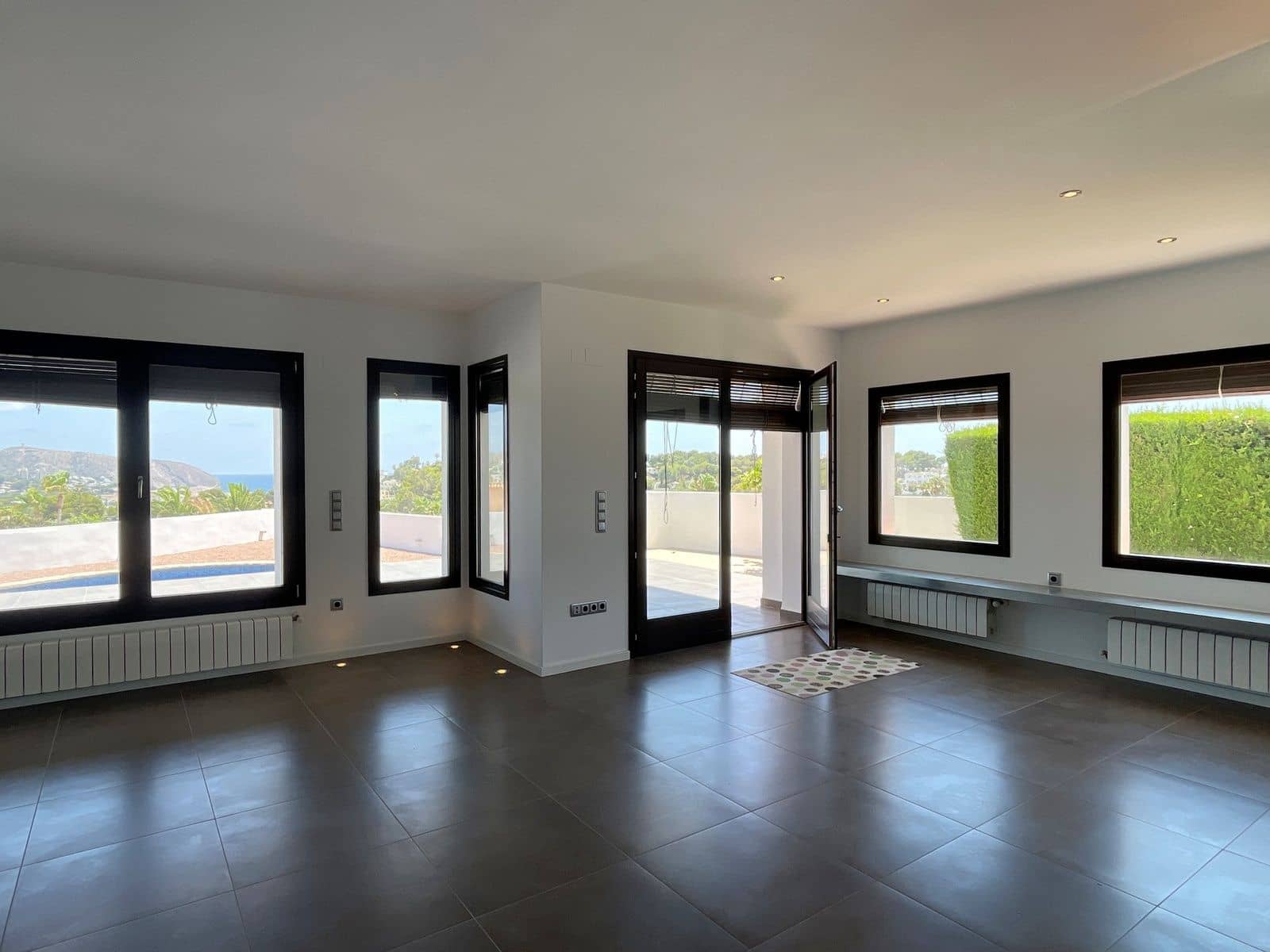 3 slaapkamer Villa te koop in Moraira met zwembad garage - € 1.440.000 (Ref: 9085649)