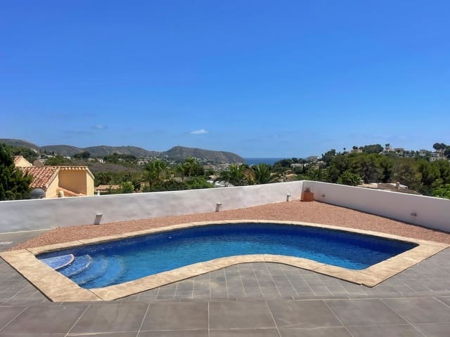 3 slaapkamer Villa te koop in Moraira, Teulada-Moraira met zwembad garage - € 1.440.000 (Ref: 9085649)