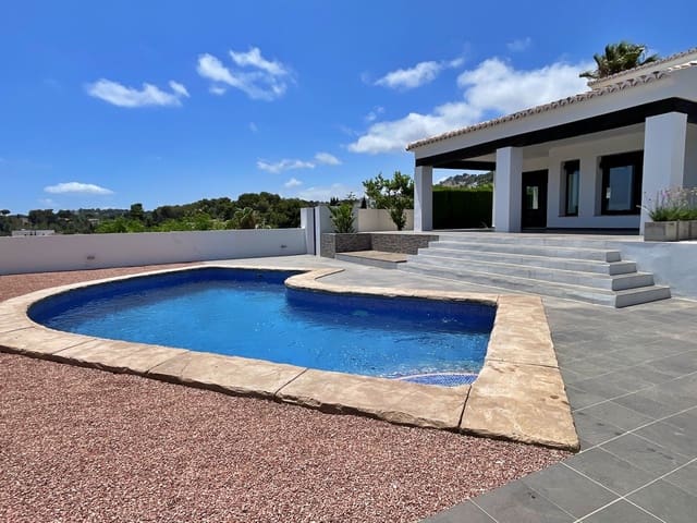 3 slaapkamer Villa te koop in Moraira, Teulada-Moraira met zwembad garage - € 1.440.000 (Ref: 9085649)