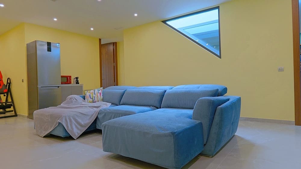 4 bedroom Villa for sale in Finestrat with pool garage - € 1,900,000 (Ref: 9087129)