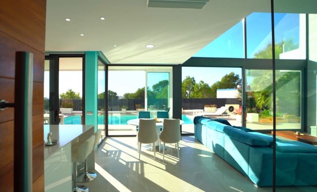 4 bedroom Villa for sale in Finestrat with pool garage - € 1,900,000 (Ref: 9087129)