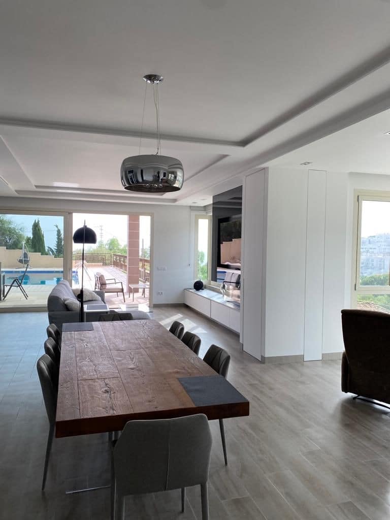 6 slaapkamer Villa te koop in El Campello met zwembad garage - € 2.900.000 (Ref: 9099639)