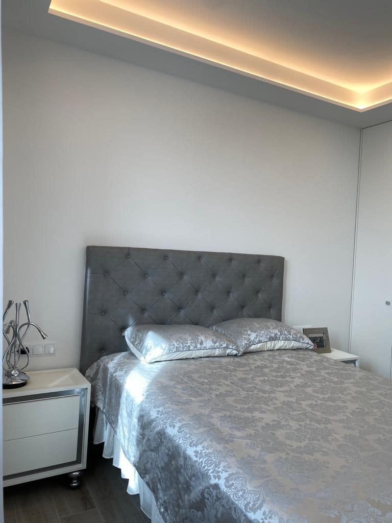 6 slaapkamer Villa te koop in El Campello met zwembad garage - € 2.900.000 (Ref: 9099639)