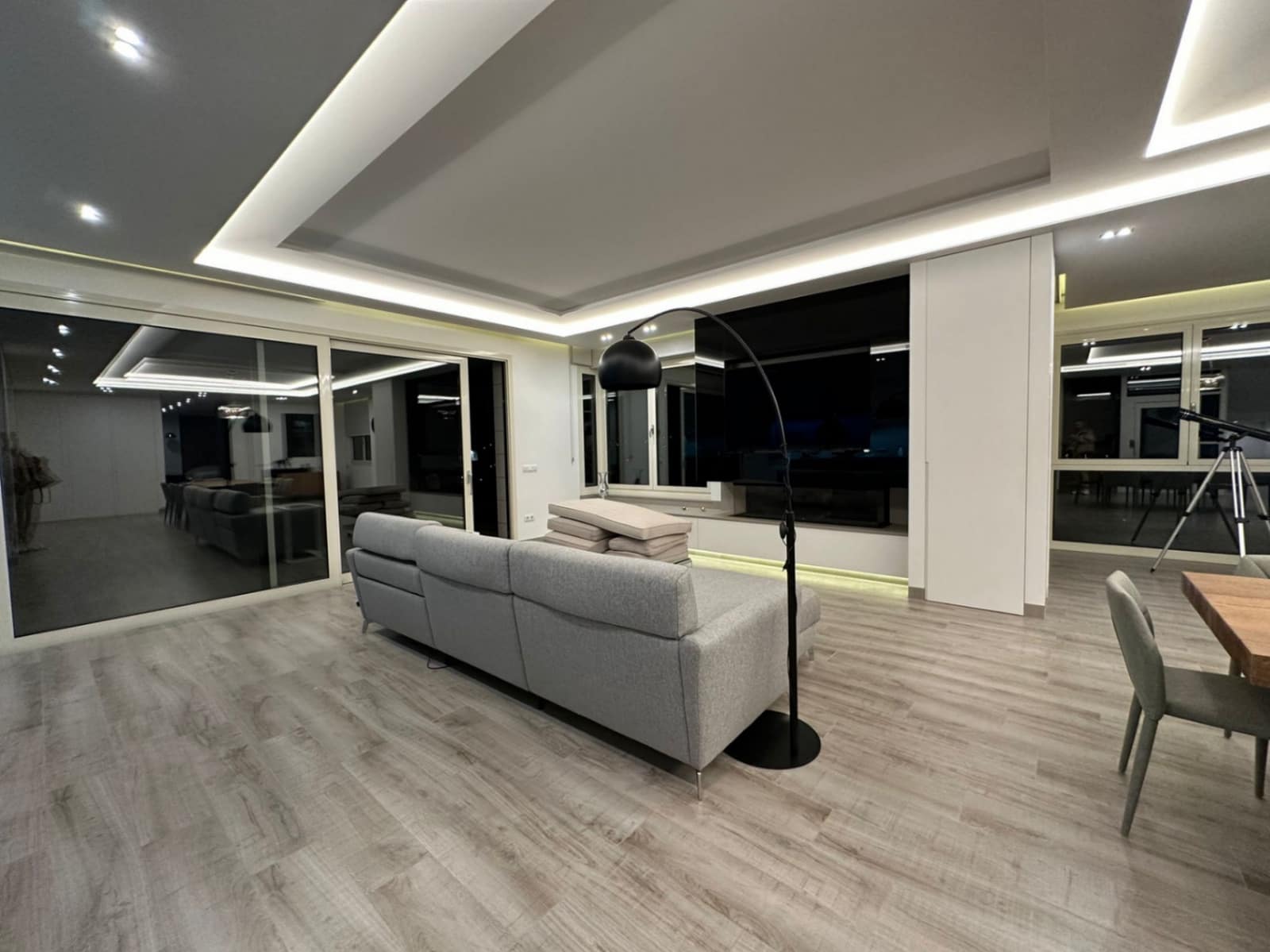 6 slaapkamer Villa te koop in El Campello met zwembad garage - € 2.900.000 (Ref: 9099639)