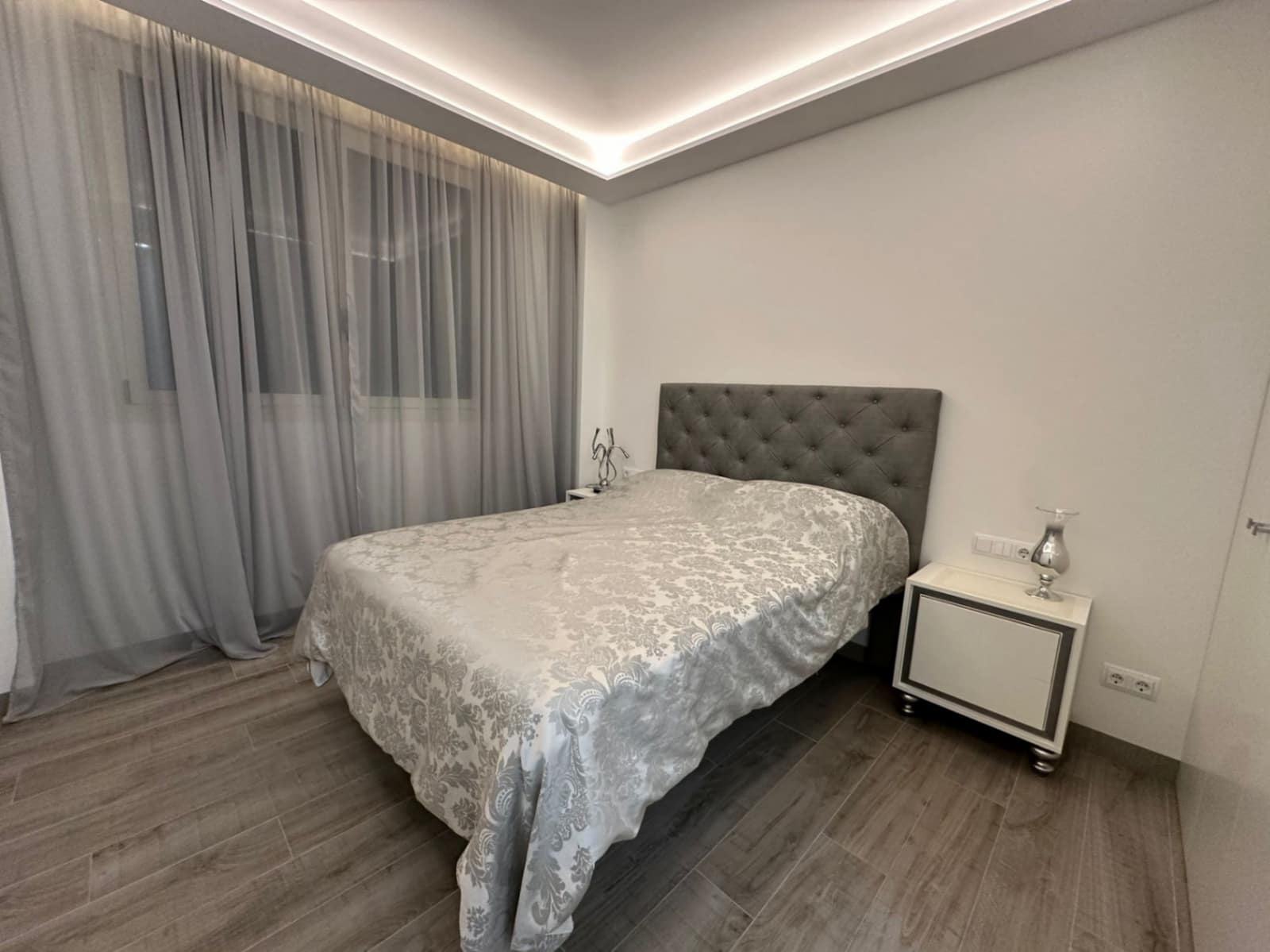 6 slaapkamer Villa te koop in El Campello met zwembad garage - € 2.900.000 (Ref: 9099639)