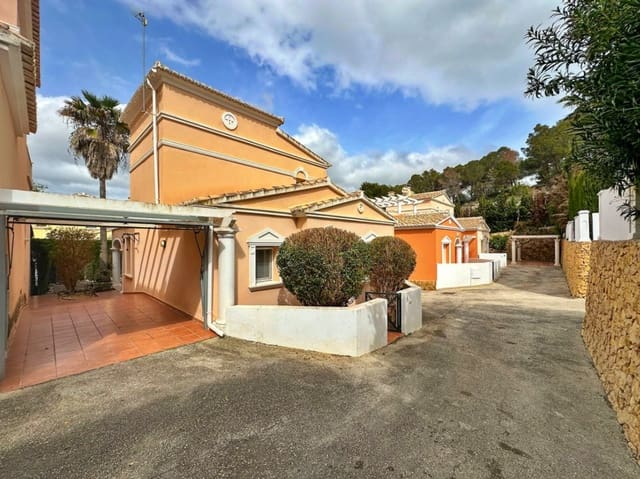 3 bedroom Apartment for sale in Calpe / Calp with pool garage - € 350,000 (Ref: 9101624)