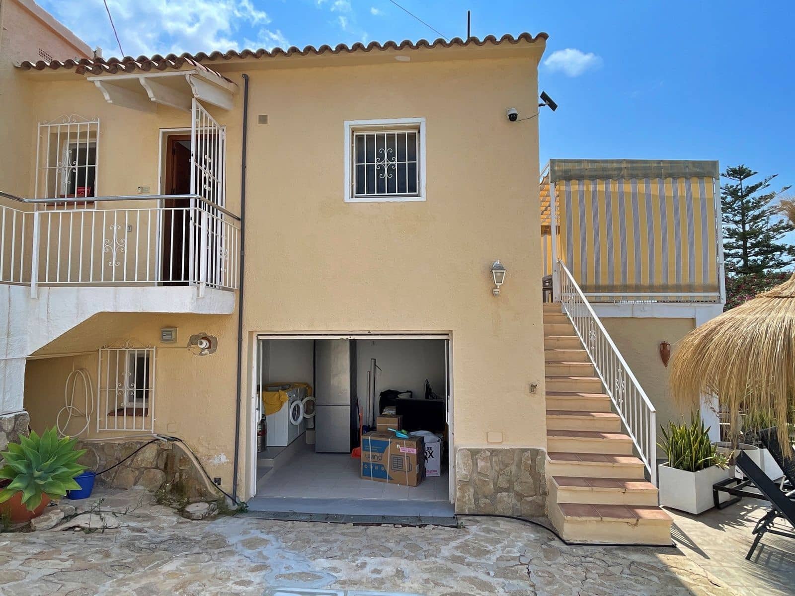 4 slaapkamer Villa te koop in Benissa met zwembad garage - € 475.000 (Ref: 9110970)