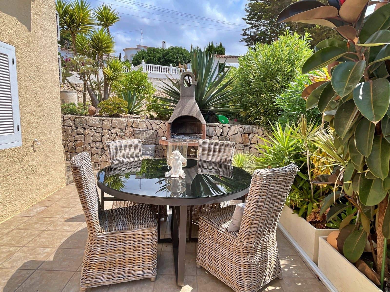 4 slaapkamer Villa te koop in Benissa met zwembad garage - € 475.000 (Ref: 9110970)