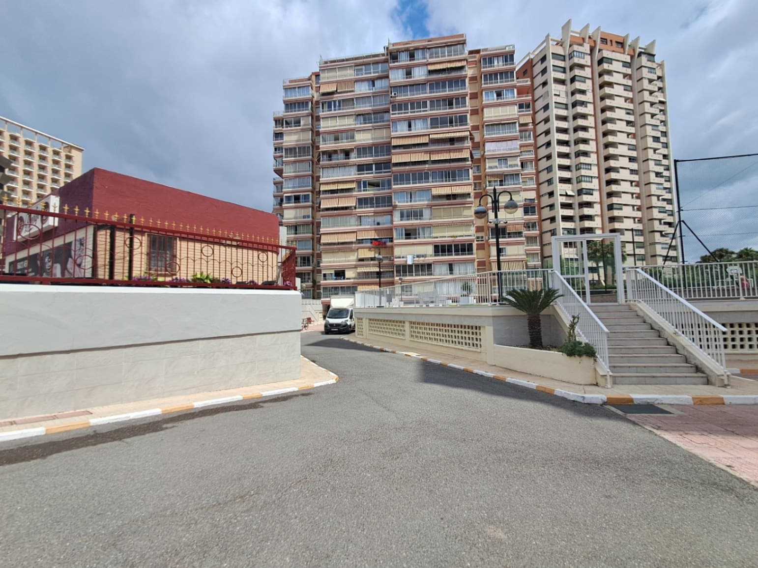 3 soveværelse Lejlighed til salg i Benidorm med swimmingpool garage - € 255.000 (Ref: 9113481)