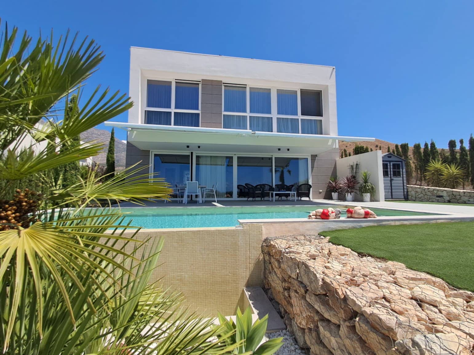 3 bedroom Villa for sale in Finestrat with pool garage - € 1,100,000 (Ref: 9133331)