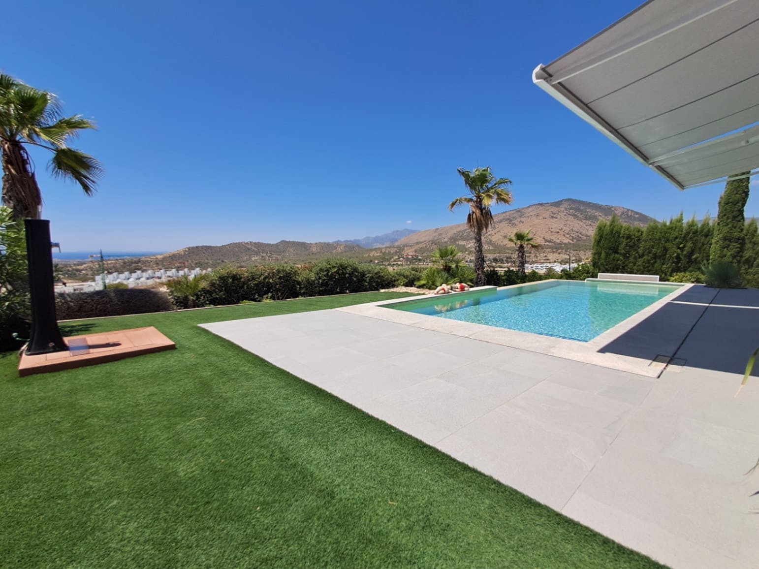 3 bedroom Villa for sale in Finestrat with pool garage - € 1,100,000 (Ref: 9133331)