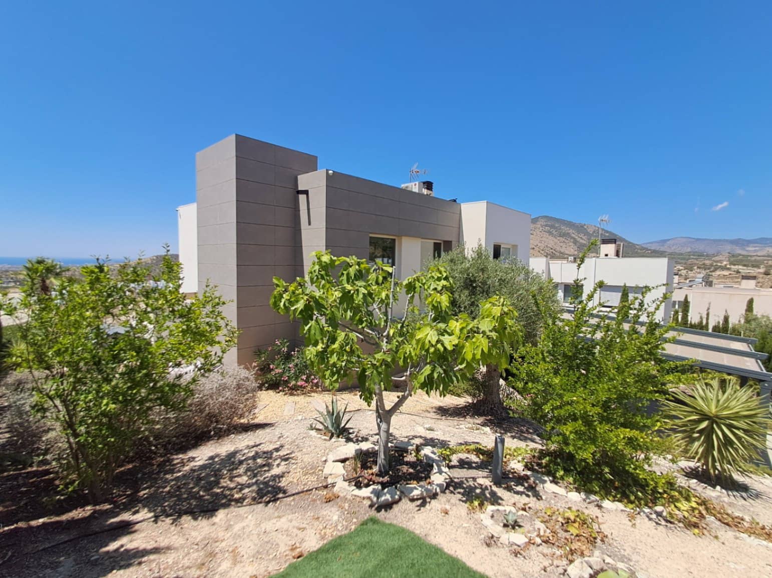 3 bedroom Villa for sale in Finestrat with pool garage - € 1,100,000 (Ref: 9133331)