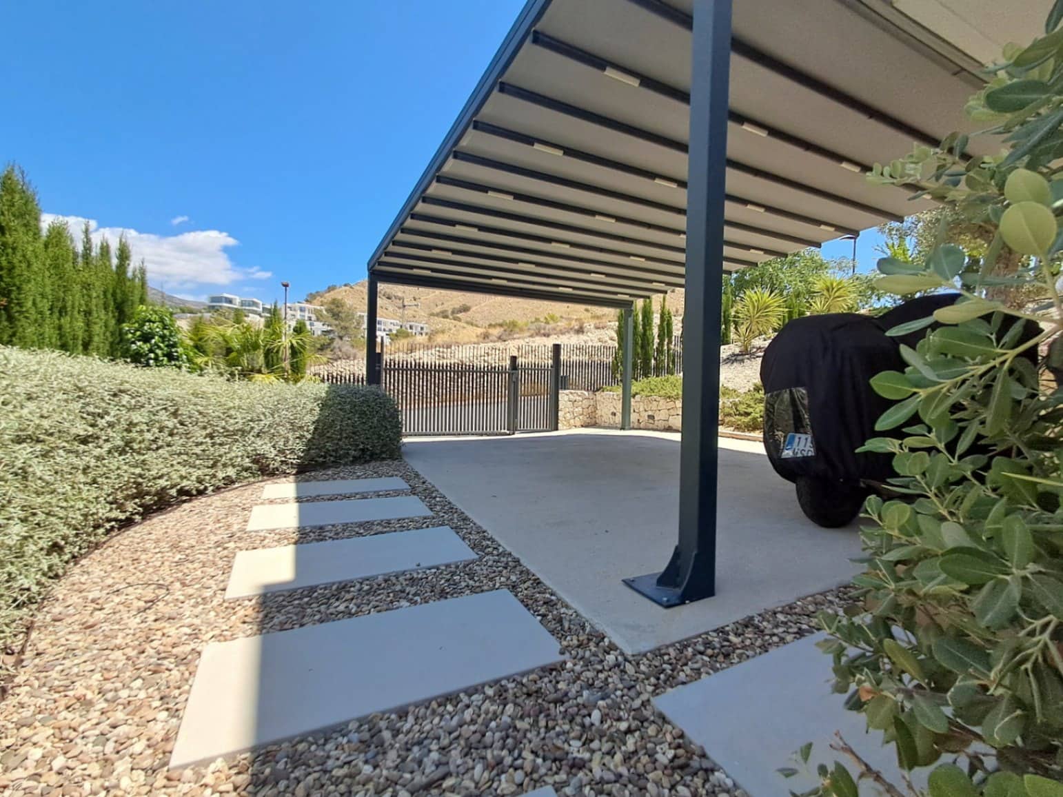 3 bedroom Villa for sale in Finestrat with pool garage - € 1,100,000 (Ref: 9133331)