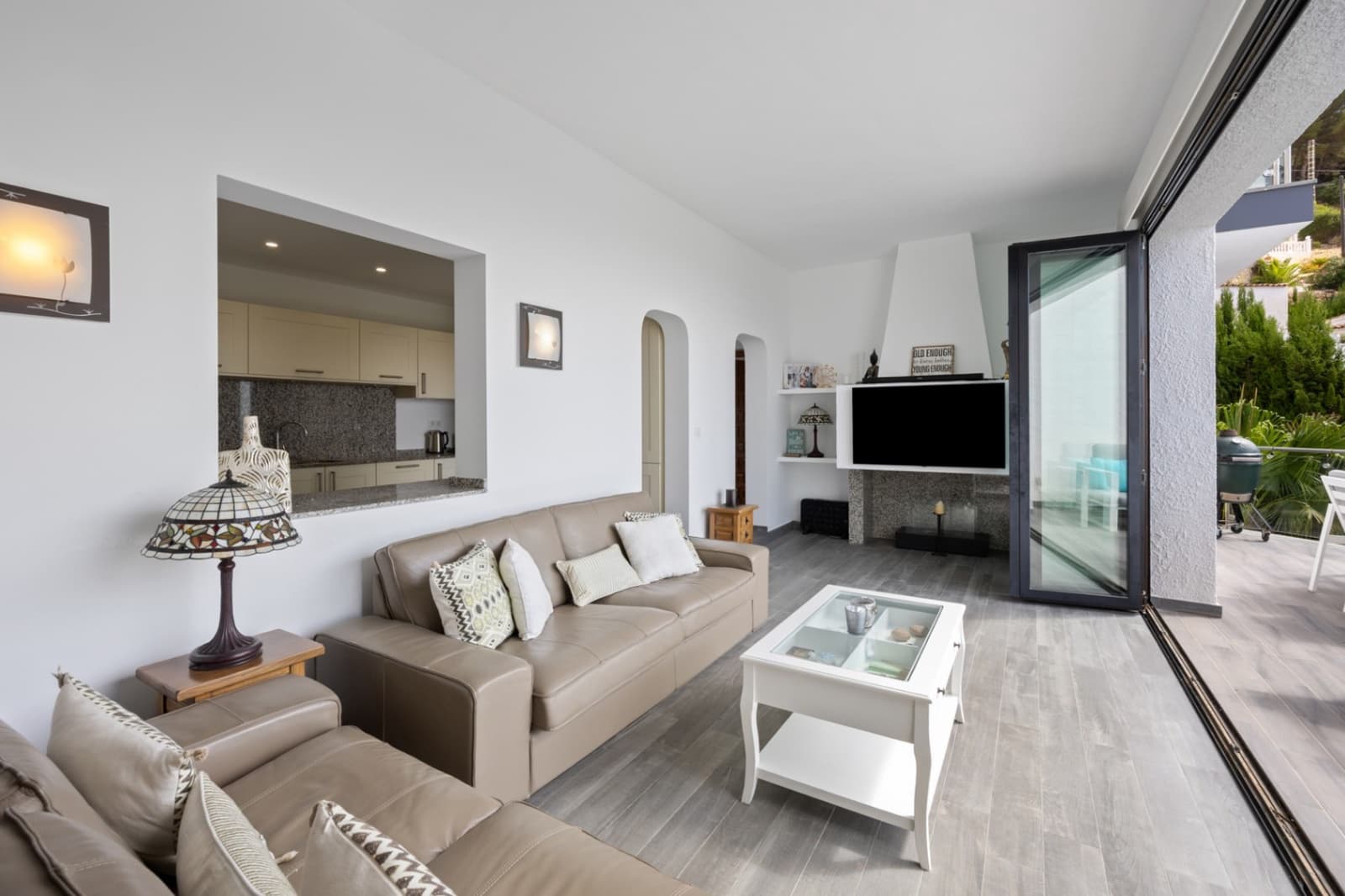 5 bedroom Villa for sale in Moraira with pool garage - € 1,200,000 (Ref: 9141889)