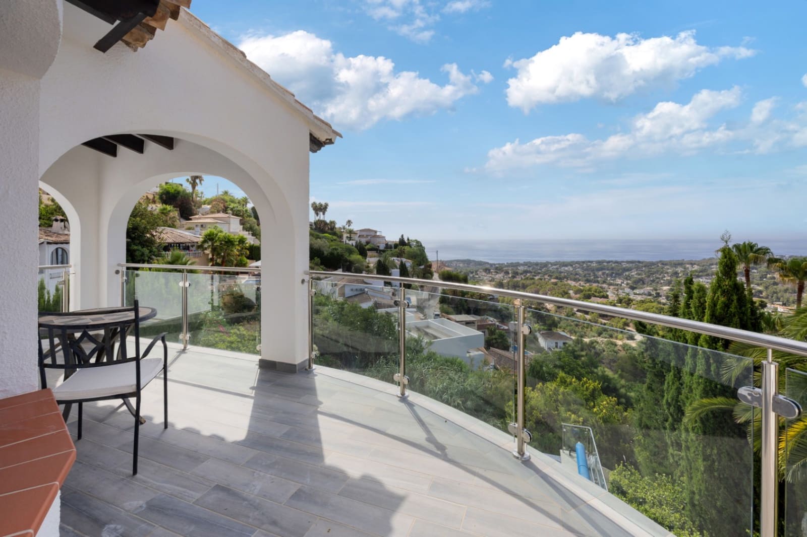 5 bedroom Villa for sale in Moraira with pool garage - € 1,200,000 (Ref: 9141889)