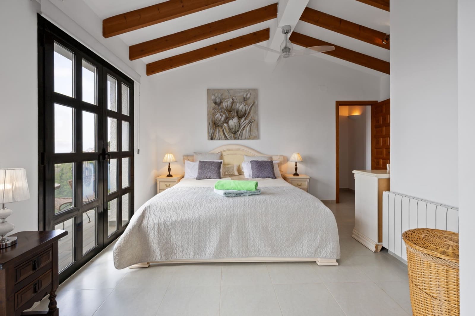 5 bedroom Villa for sale in Moraira with pool garage - € 1,200,000 (Ref: 9141889)