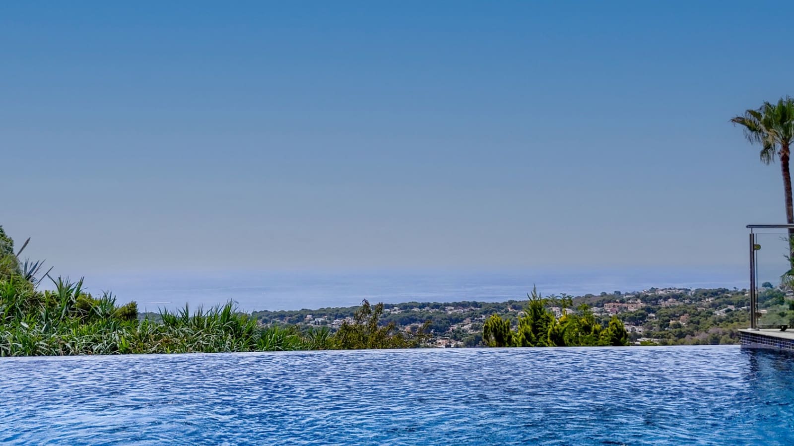 5 bedroom Villa for sale in Moraira with pool garage - € 1,200,000 (Ref: 9141889)