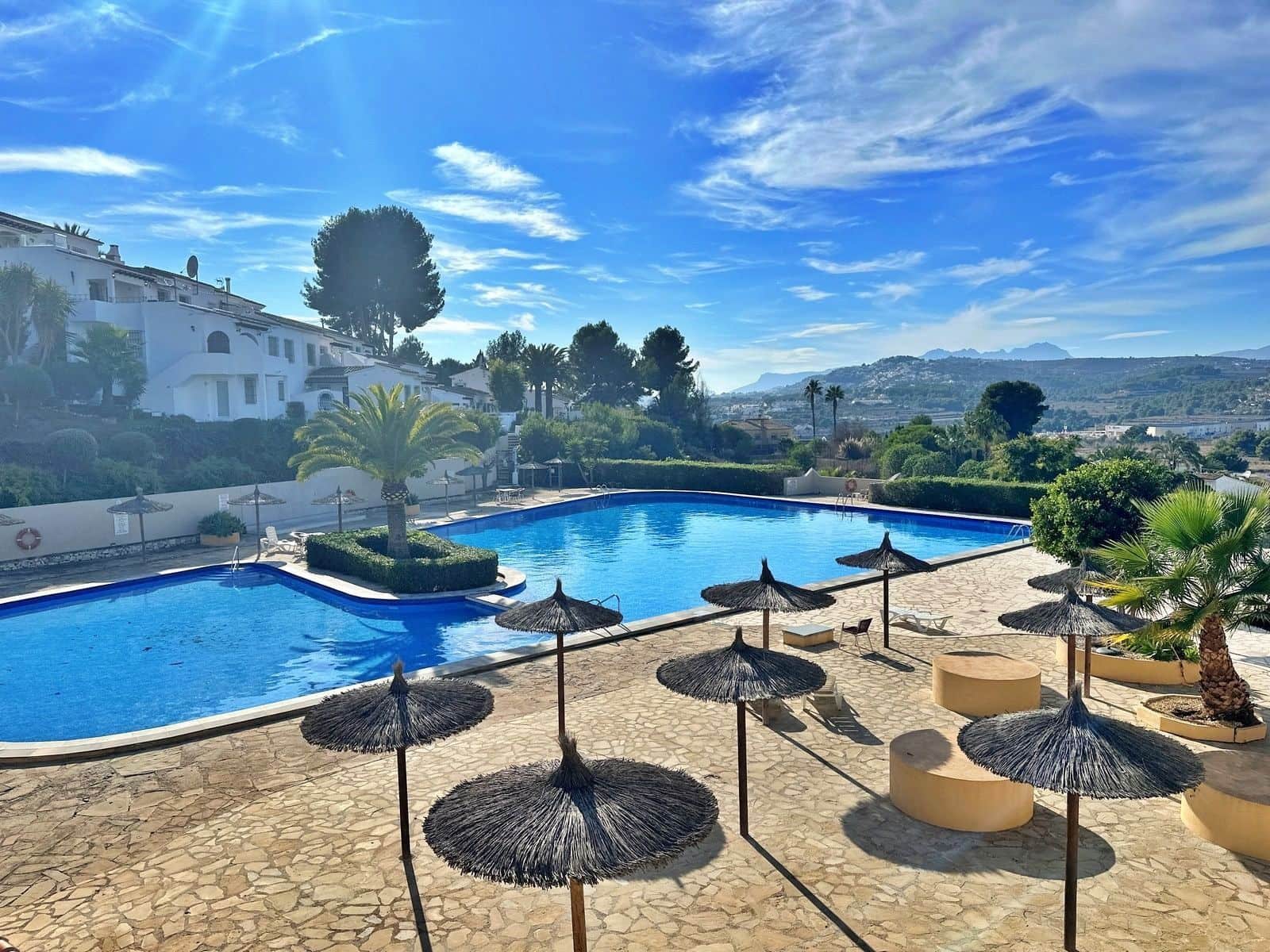 2 sovrum Villa till salu i Moraira med pool garage - 280 000 € (Ref: 9142141)
