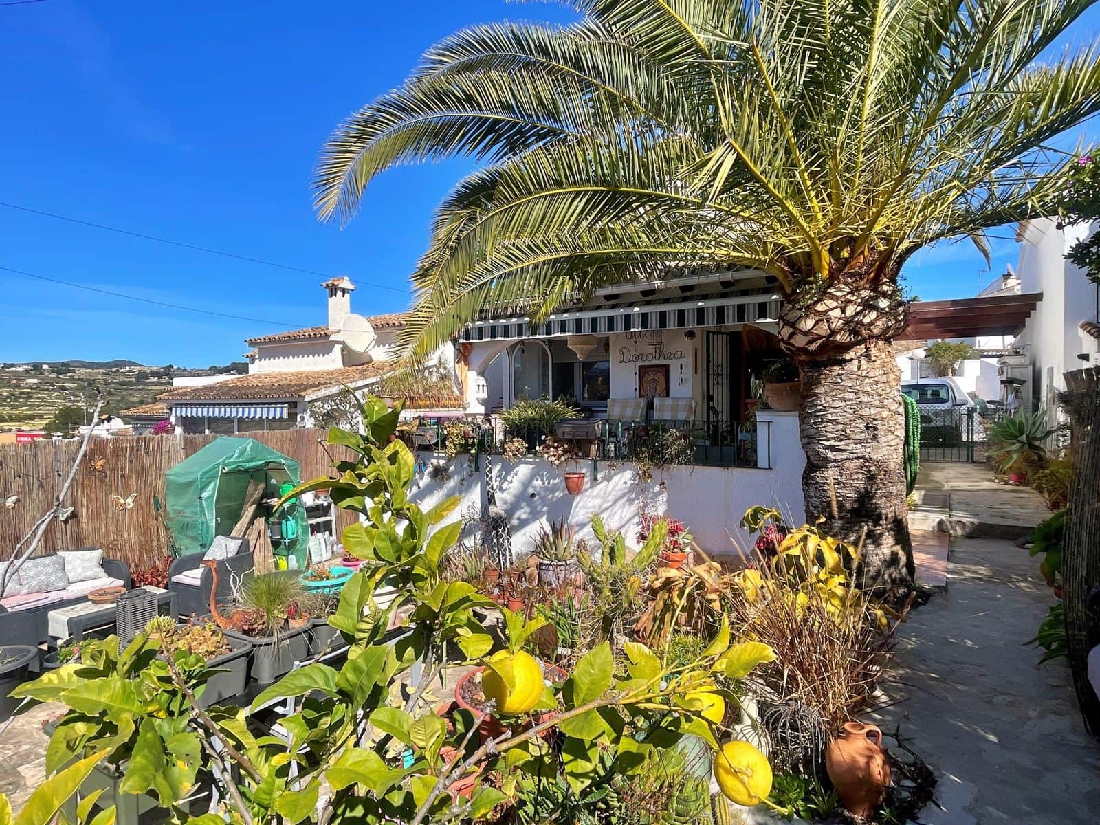 2 sovrum Villa till salu i Moraira med pool garage - 280 000 € (Ref: 9142141)