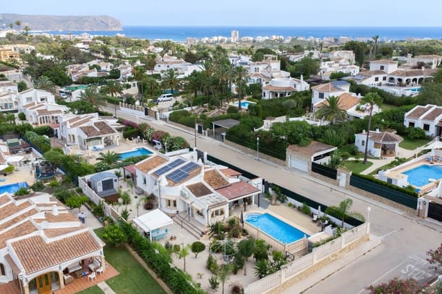 3 soveværelse Villa til salg i Pinosol, Javea / Xàbia med swimmingpool - € 595.000 (Ref: 9142145)