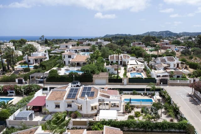 3 soveværelse Villa til salg i Pinosol, Javea / Xàbia med swimmingpool - € 595.000 (Ref: 9142145)