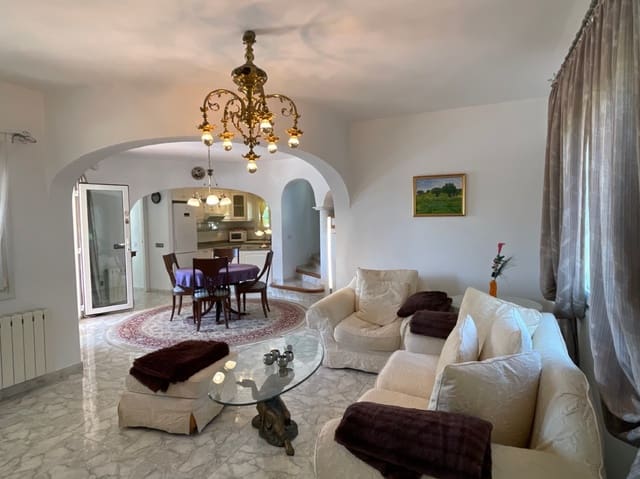 3 bedroom Villa for sale in Moraira, Teulada-Moraira with pool garage - € 650,000 (Ref: 9146665)