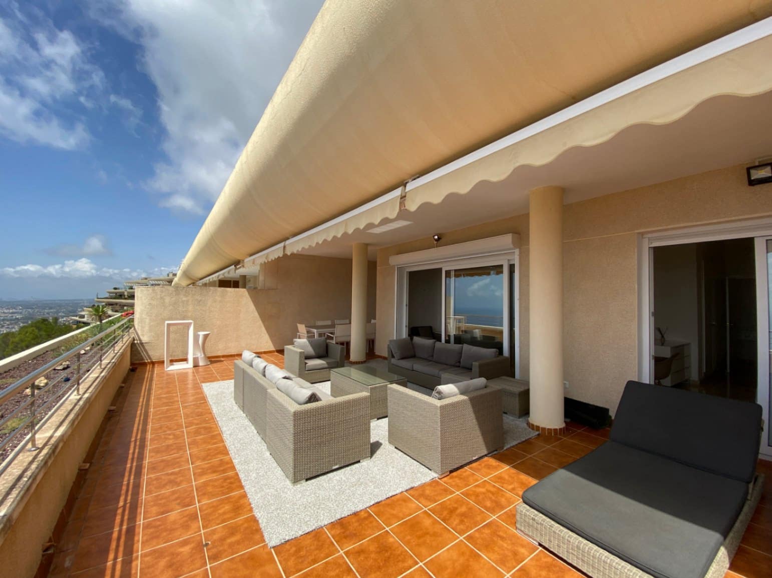 2 soveværelse Lejlighed til salg i Altea med swimmingpool garage - € 595.000 (Ref: 9150613)