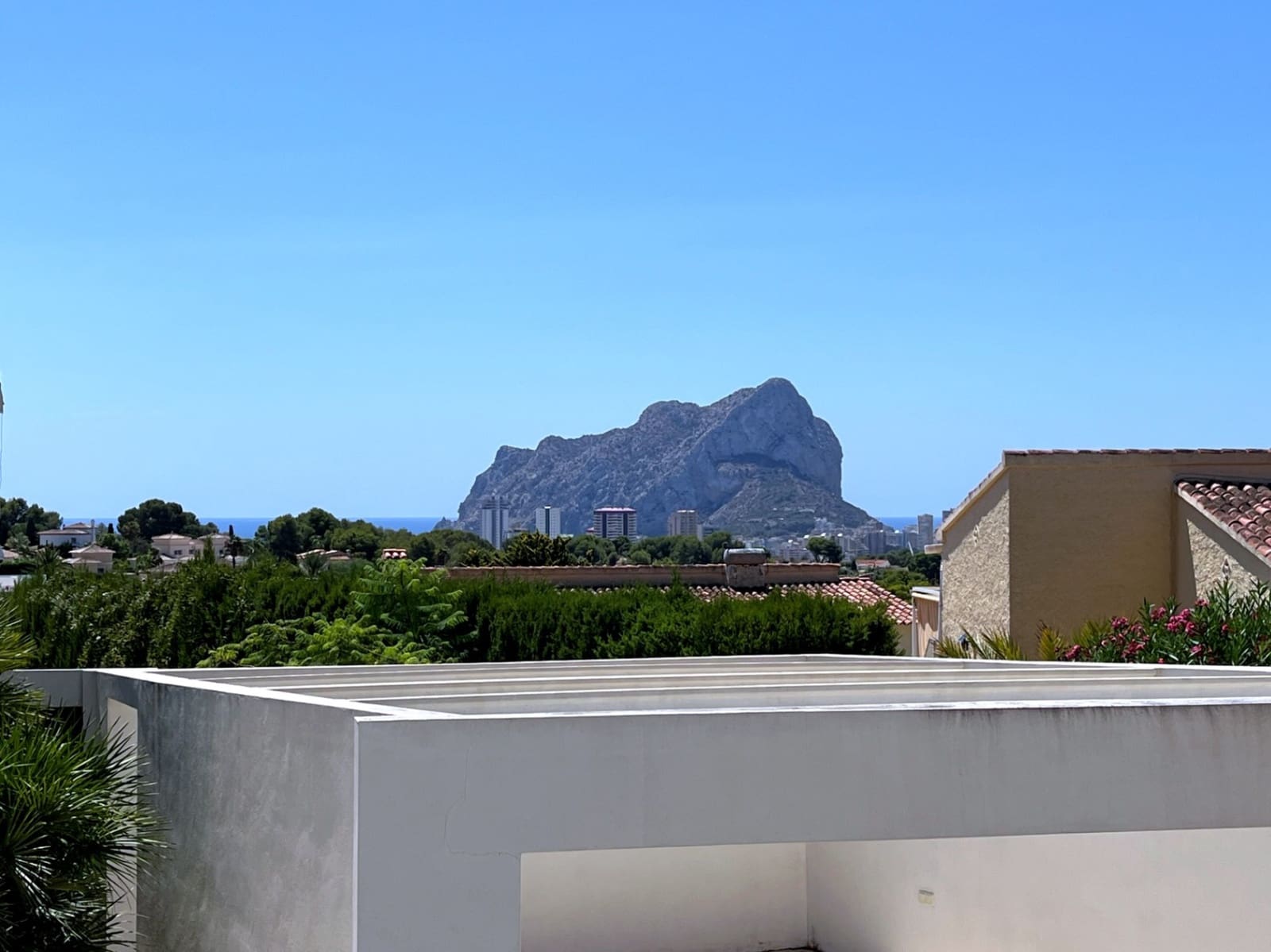 3 slaapkamer Villa te koop in Calpe / Calp met zwembad garage - € 490.000 (Ref: 9150615)