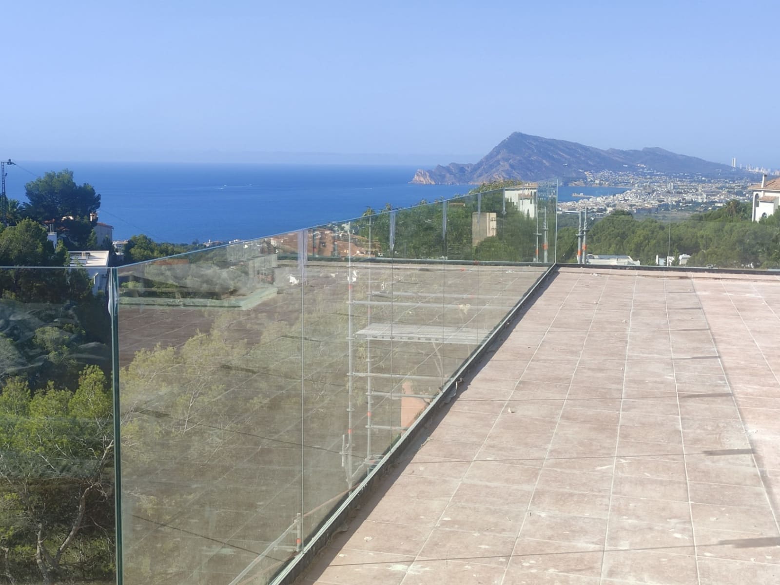 4 Zimmer Villa zu verkaufen in Altea mit Pool Garage - 2.250.000 € (Ref: 9150873)