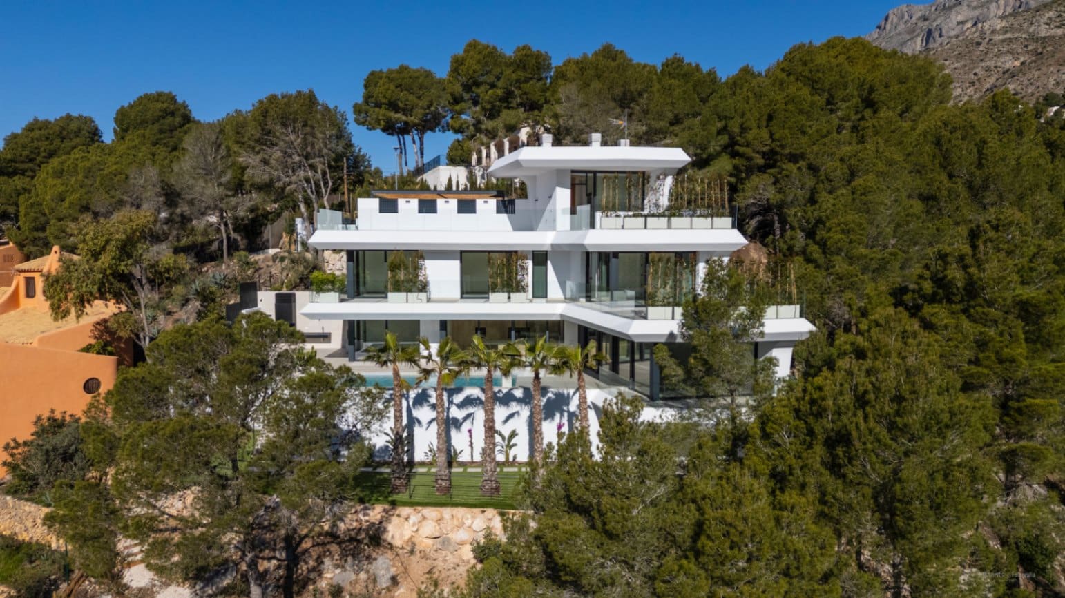Chalet de 4 habitaciones en Altea en venta con piscina garaje - 2.250.000 € (Ref: 9150873)