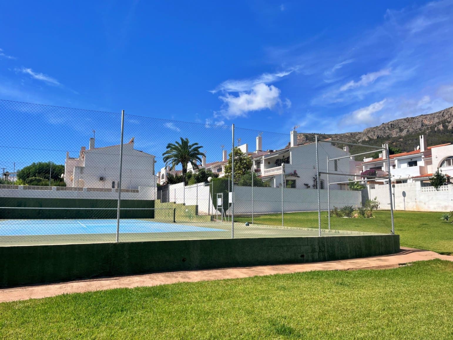 3 chambre Villa/Maison à vendre à Calpe / Calp avec piscine - 299 000 € (Ref: 9161312)