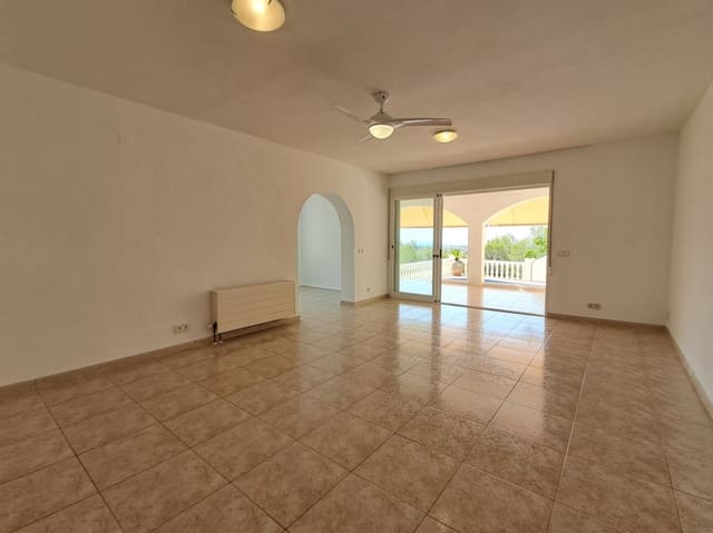 4 soveværelse Villa til leje i Alhama Springs, Altea med swimmingpool garage - € 2.200 (Ref: 9161835)