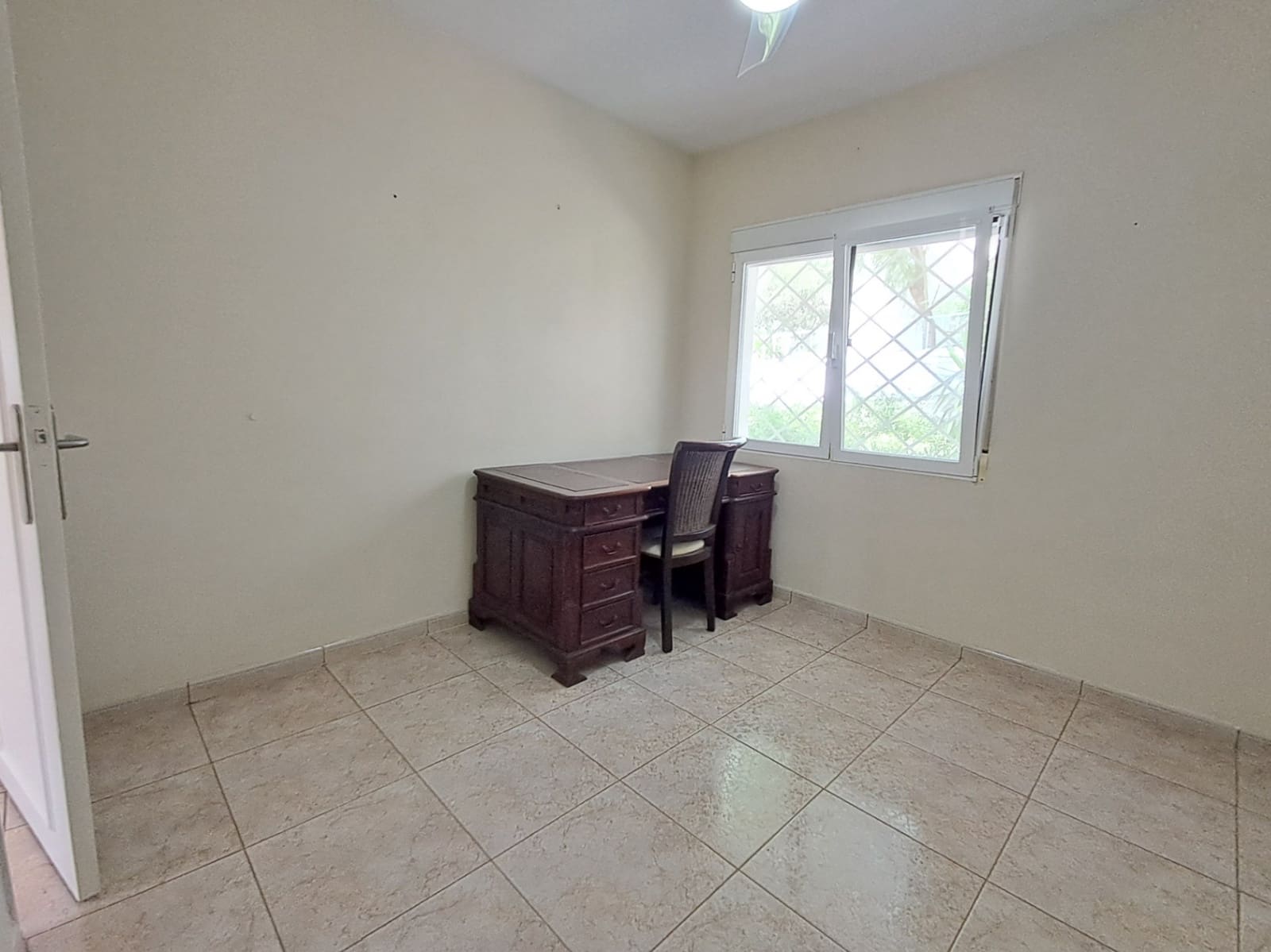4 bedroom Villa for rent in Alhama Springs with pool garage - € 2,200 (Ref: 9161835)