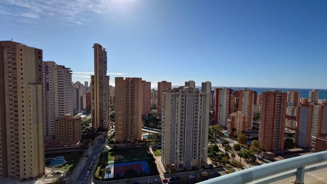 3 Zimmer Apartment zu verkaufen in Benidorm mit Pool Garage - 355.000 € (Ref: 9166117)
