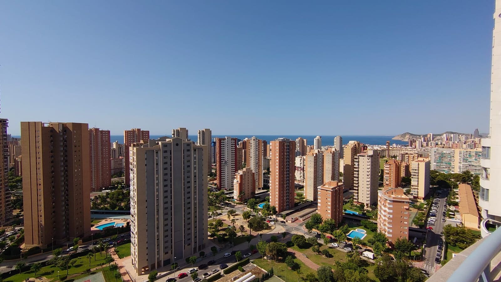 3 Zimmer Apartment zu verkaufen in Benidorm mit Pool Garage - 355.000 € (Ref: 9166117)