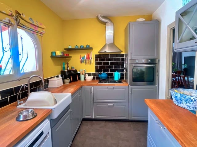 4 quarto Moradia para venda em Benitachell / Benitatxell com piscina garagem - 599 950 € (Ref: 9172305)