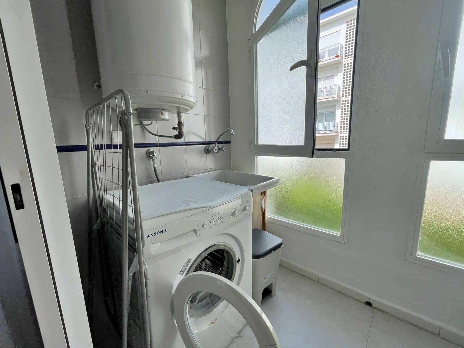 3 makuuhuone Huoneisto vuokrattavana paikassa Javea / Xabia mukana uima-altaan 
autotalli - 1 300 € (Ref: 9191813)