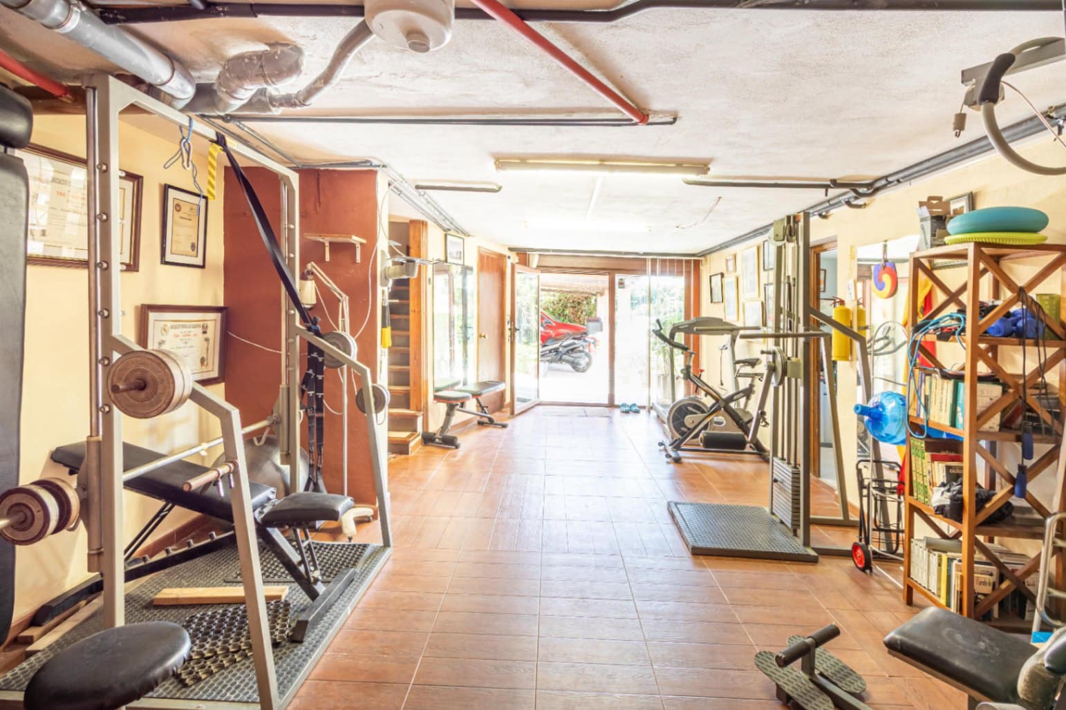 6 soveværelse Villa til salg i La Nucia med swimmingpool garage - € 860.000 (Ref: 9192669)