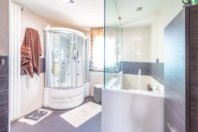 6 soveværelse Villa til salg i La Nucia med swimmingpool garage - € 860.000 (Ref: 9192669)