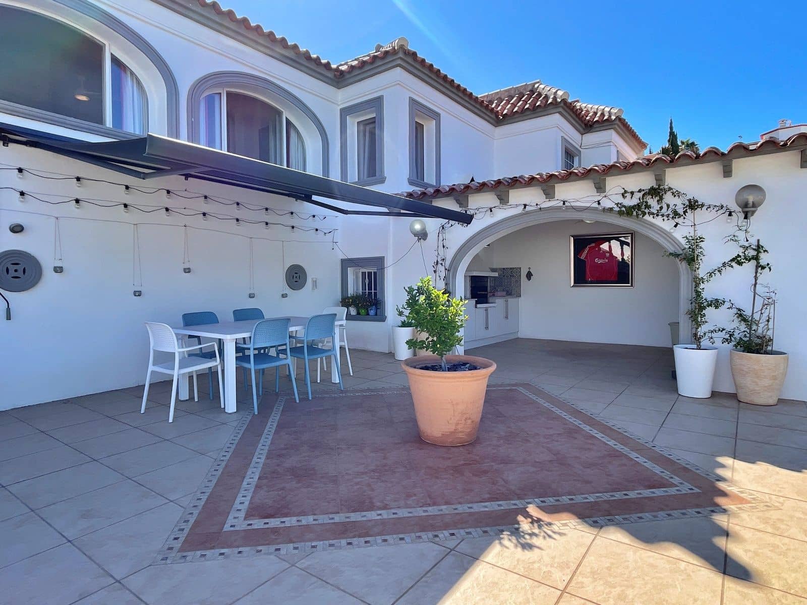 5 soverom Villa til salgs i Moraira med garasje - € 895 000 (Ref: 9205625)