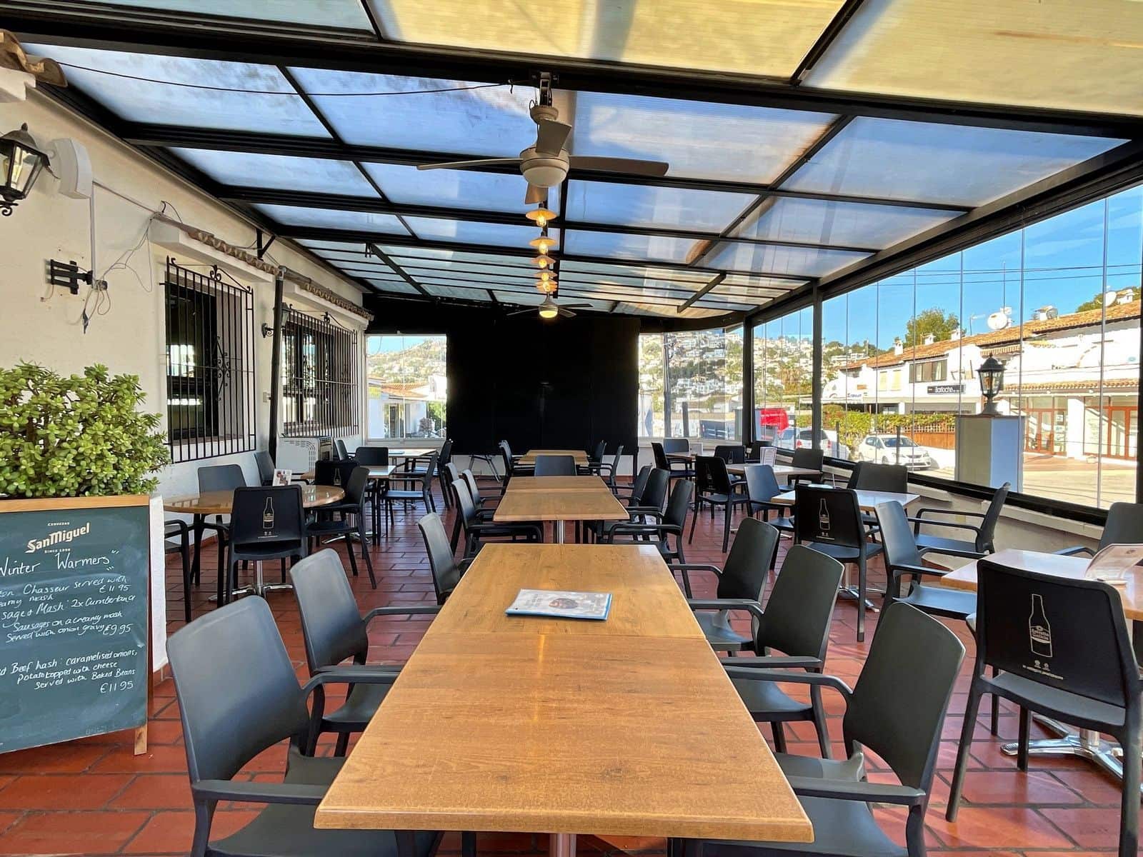 2 sypialnia Restauracja lub bar na sprzedaż w Moraira z basenem - 199 950 € (Ref: 9218927)